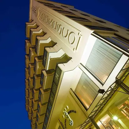 Negresco Hotel 4*