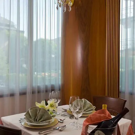 Hotel Negresco 4*