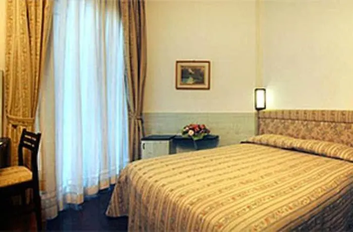 Negresco Hotel 4*