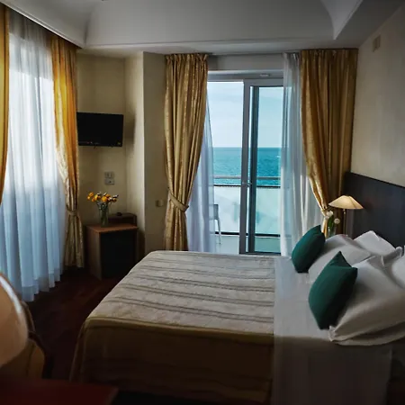 Hotel Negresco Cattolica