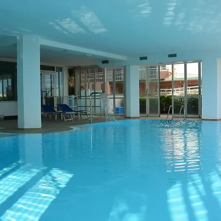 Negresco מלון 4*