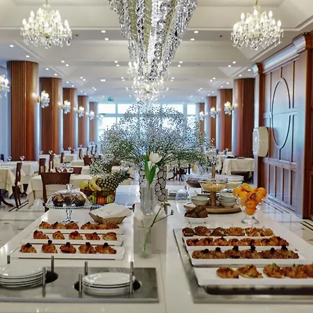 Negresco 4*