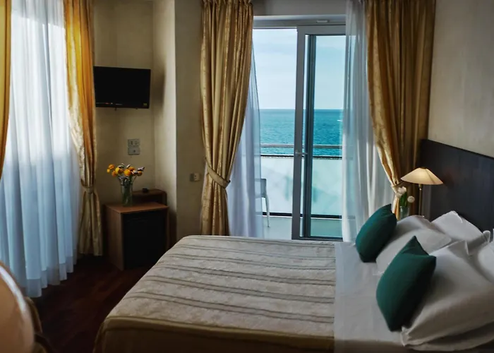 Hotel Negresco Cattolica